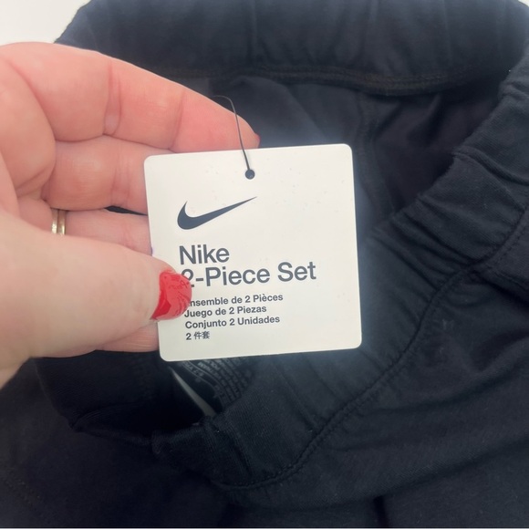 Girls Nike Skort Black with Pink Check Logo Sz 6X NWT - Picture 6 of 7